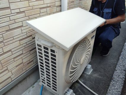 Y様　エアコン室外機日除け取り付け