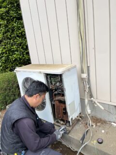 自治会館 エアコン取付け工事