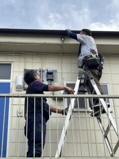 坂戸現場 アパート照明自動点灯器交換工事